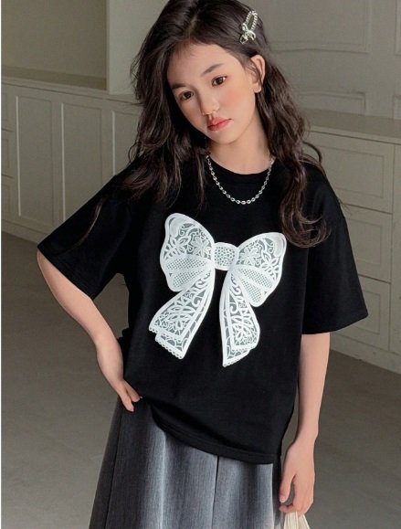 White Bow Print Elegant Girls Black T-Shirt