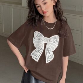 Elegant White Bow Print Girls Brown T-Shirt